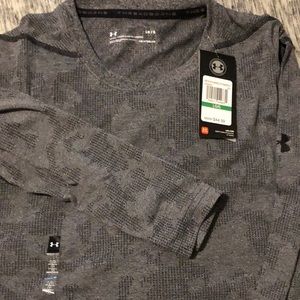 Under Armour long sleeve T-shirt